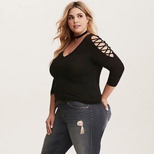 Black scoop long sleeve top